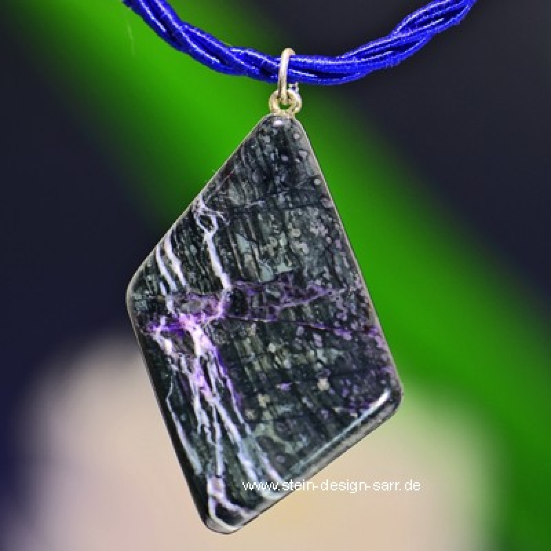 Mineralien Sugilith