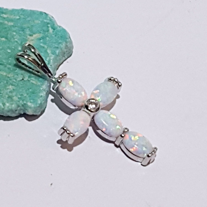 Fromm Opal Kreuz