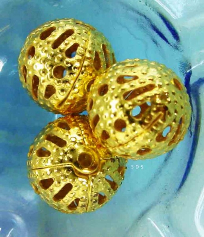 10 filigrane Perlen Kugel, 8mm vergoldet
