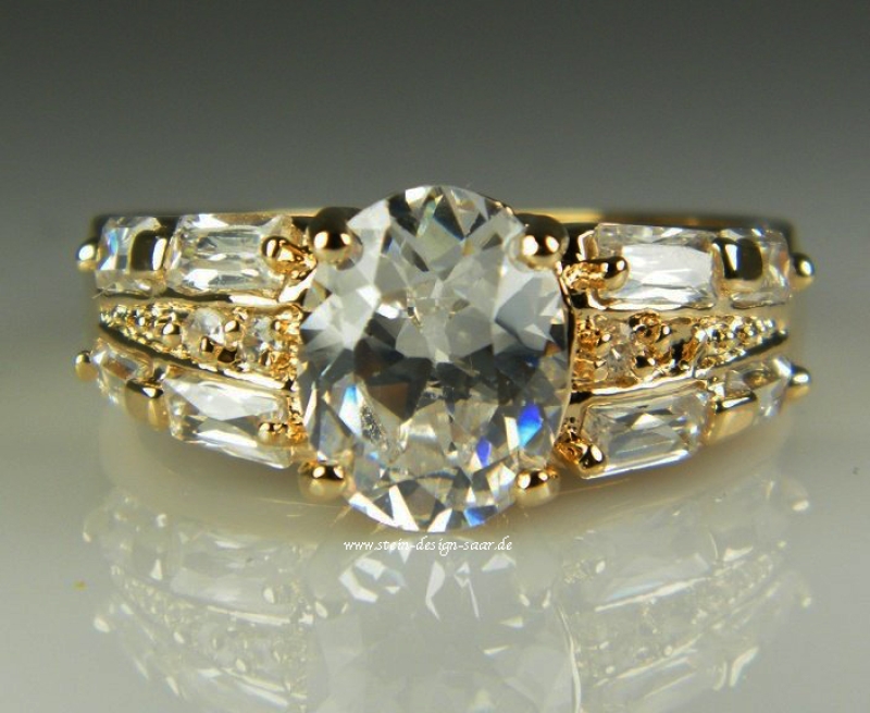 Ring Gelbgold mit Saphir, Kristalle im Diamantschliff