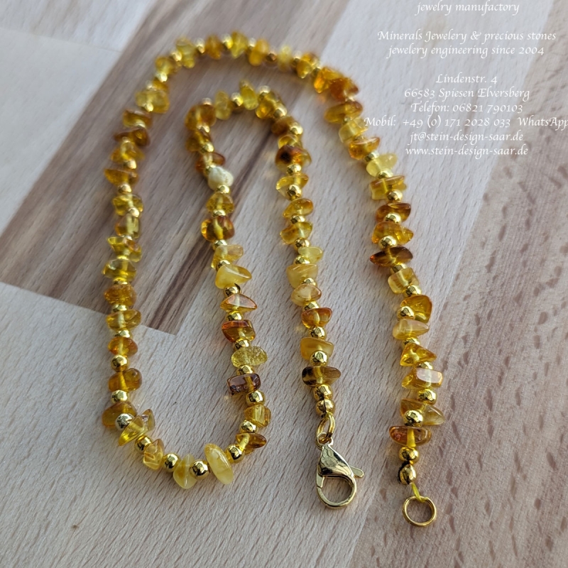 Modischer Frauenschmuck