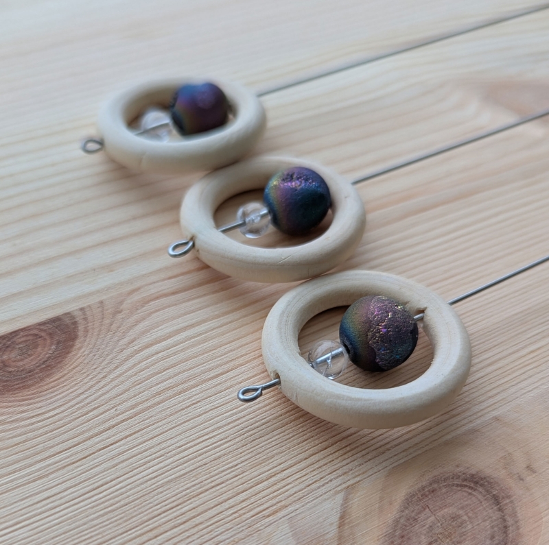 Einhandrute Tensor mit Druse und Hematit
