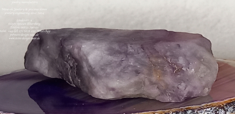 Mineralien Sugilith lila stein