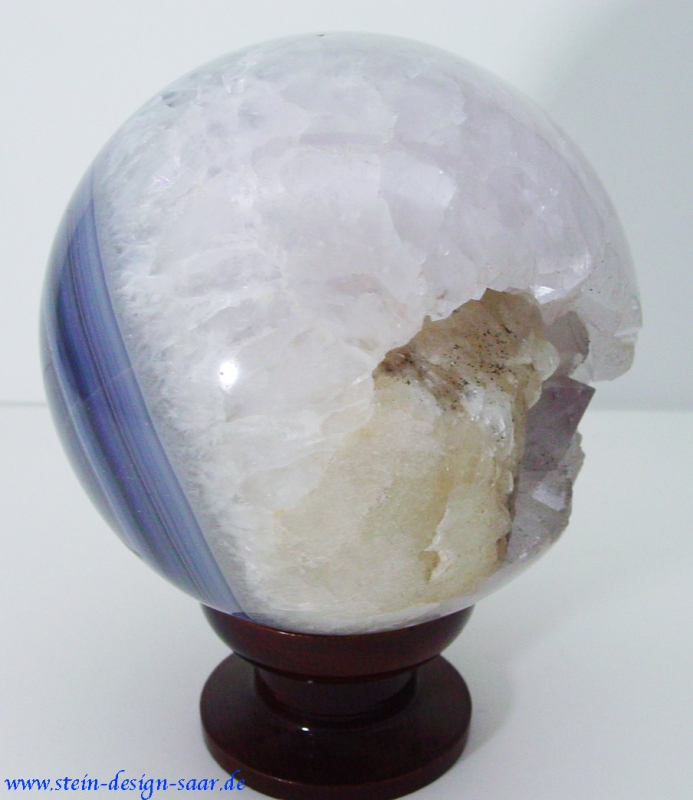Bergkristall Chalcedon Kugel mit Druse