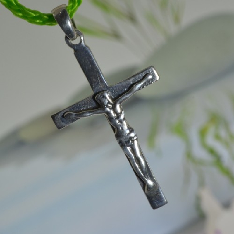 Silberkreuz mit Jesus