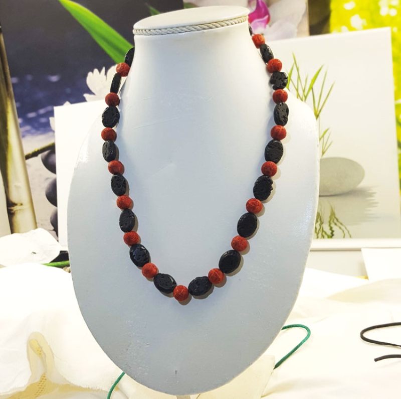 Lava Koralle Kette
