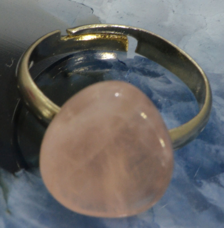 Rosenquarz Tropfenform Ring